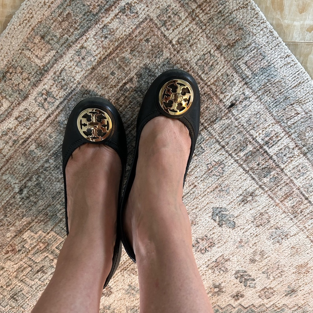 Tory Burch black pump size 7